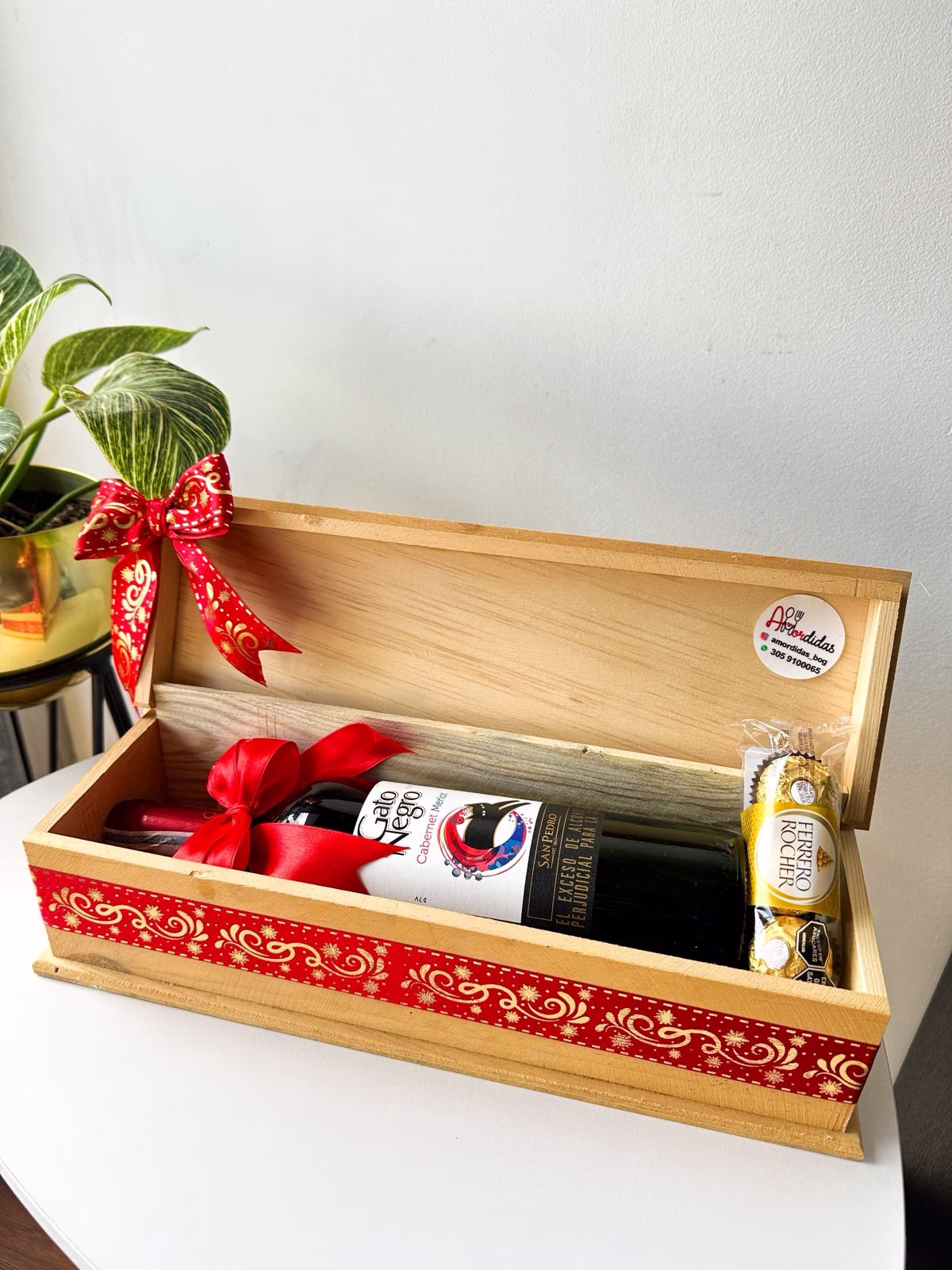 Corporate Gift Baskets Bogotá - Christmas Wine